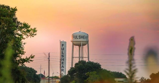 7642 Dixon Road, Fulshear, TX 77441