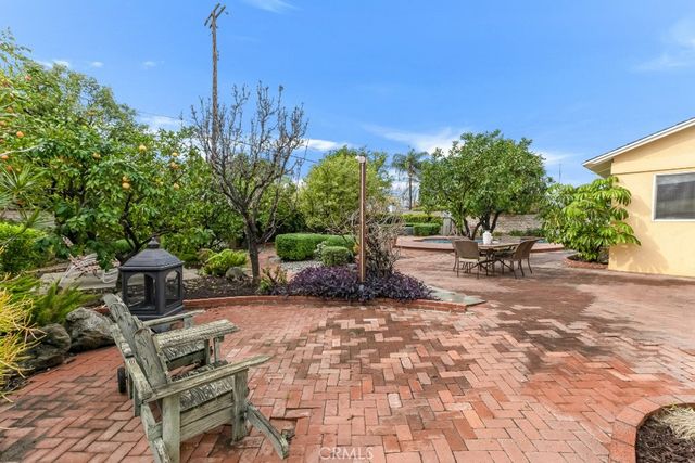 17716 Nordhoff Street, Northridge, CA 91325