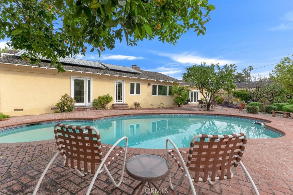 17716 Nordhoff Street, Northridge, CA 91325