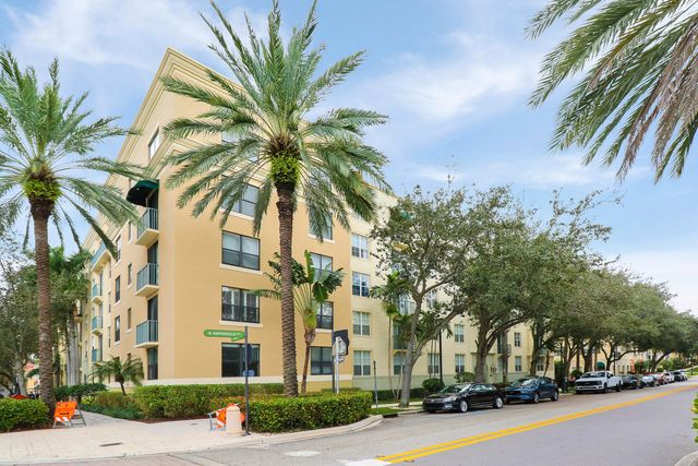 630 S Sapodilla Avenue S 411, West Palm Beach, FL 33401