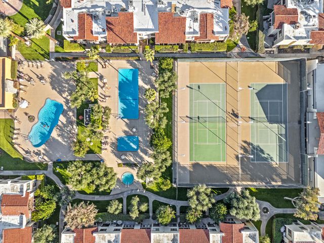 1407 N Sunrise Way 28, Palm Springs, CA 92262