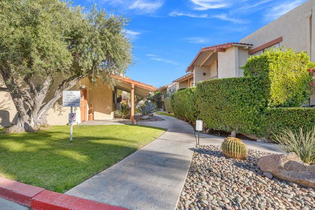 1407 N Sunrise Way 28, Palm Springs, CA 92262