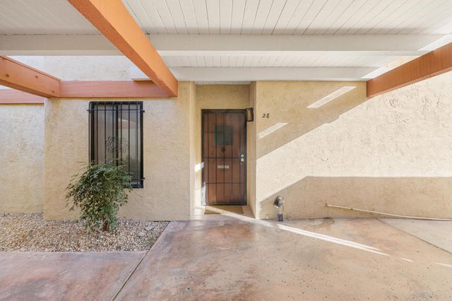 1407 N Sunrise Way 28, Palm Springs, CA 92262
