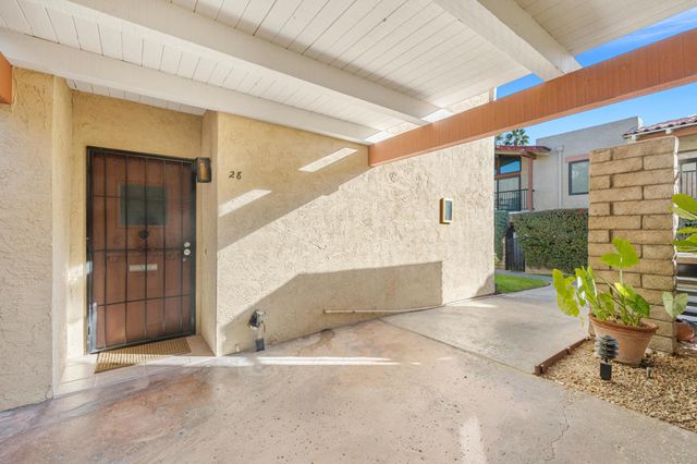 1407 N Sunrise Way 28, Palm Springs, CA 92262
