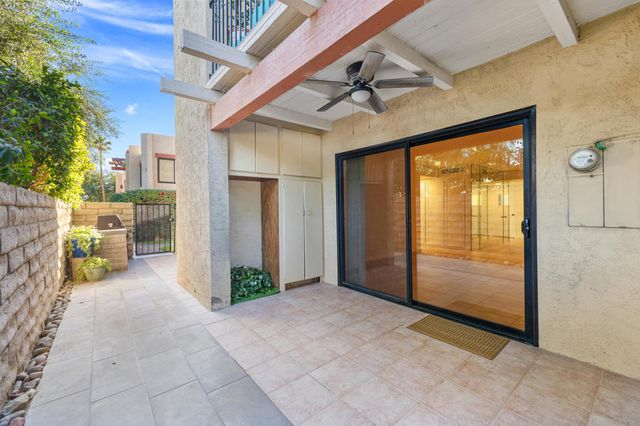 1407 N Sunrise Way 28, Palm Springs, CA 92262