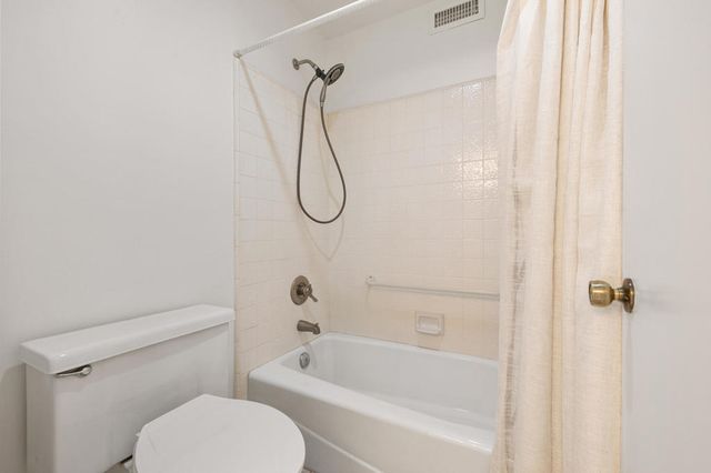 1407 N Sunrise Way 28, Palm Springs, CA 92262