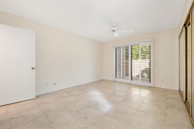 1407 N Sunrise Way 28, Palm Springs, CA 92262