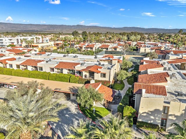 1407 N Sunrise Way 28, Palm Springs, CA 92262