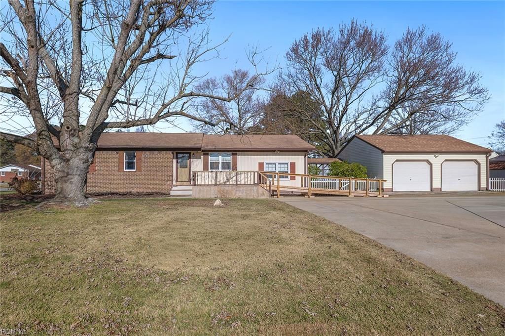 2852 Colonial DR, Suffolk, VA 23435