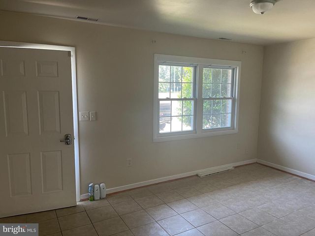 908 BELLOWS AVE, Fredericksburg, VA 22405