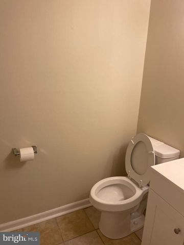 908 BELLOWS AVE, Fredericksburg, VA 22405