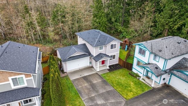 1212 N 12th Place, Mount Vernon, WA 98273