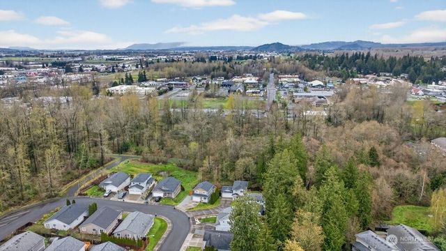 1212 N 12th Place, Mount Vernon, WA 98273