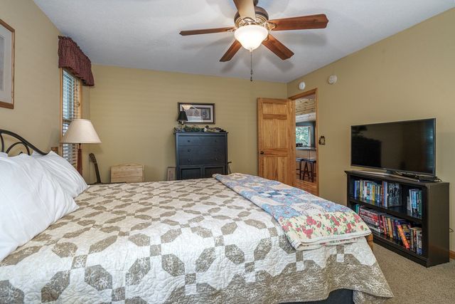 98 Dunrunnin Point, Murphy, NC 28906