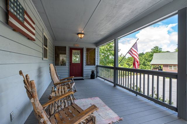 98 Dunrunnin Point, Murphy, NC 28906