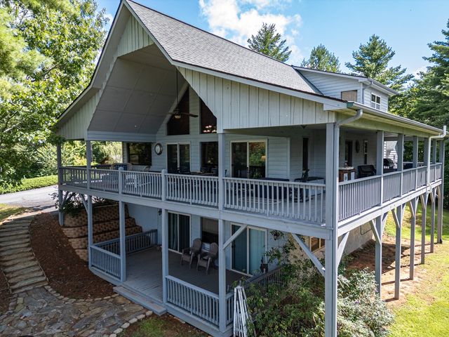 98 Dunrunnin Point, Murphy, NC 28906