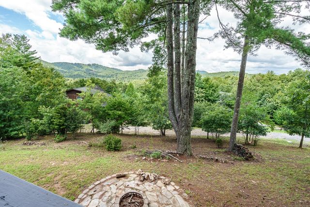 98 Dunrunnin Point, Murphy, NC 28906