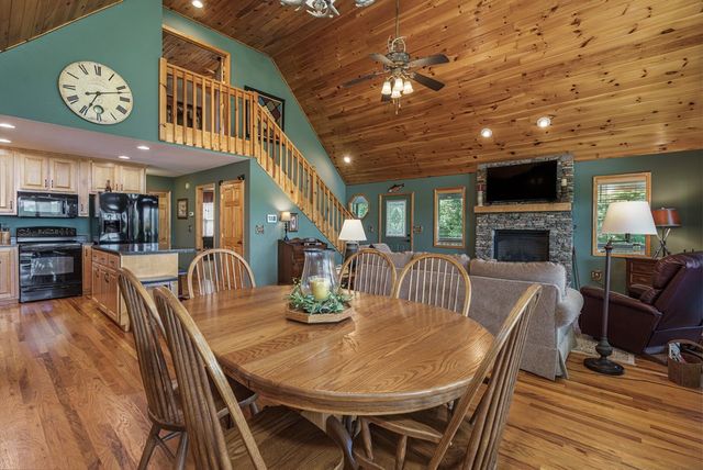 98 Dunrunnin Point, Murphy, NC 28906