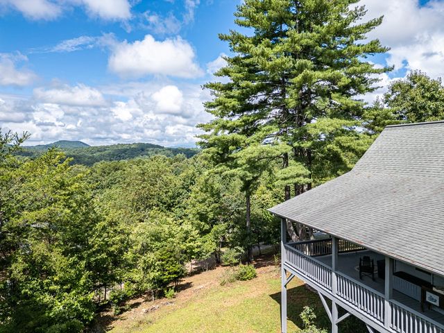 98 Dunrunnin Point, Murphy, NC 28906