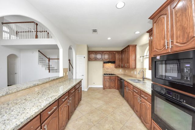 5719 Indigo Trails Drive, Richmond, TX 77469