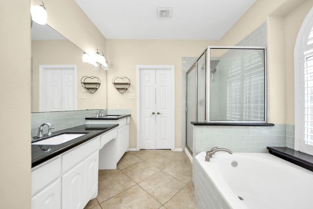 5719 Indigo Trails Drive, Richmond, TX 77469