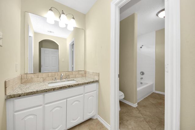 5719 Indigo Trails Drive, Richmond, TX 77469