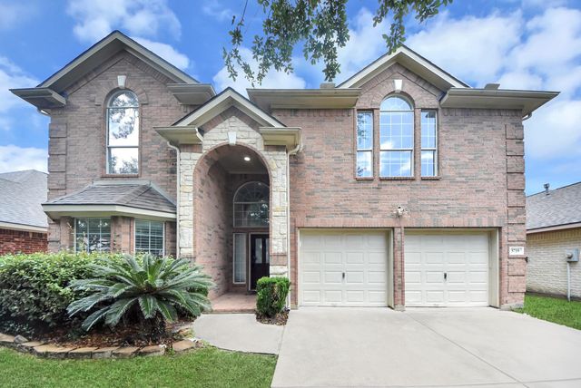 5719 Indigo Trails Drive, Richmond, TX 77469