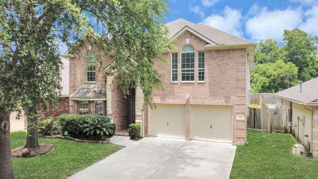 5719 Indigo Trails Drive, Richmond, TX 77469