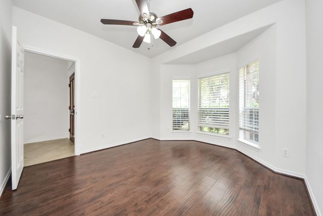 5719 Indigo Trails Drive, Richmond, TX 77469