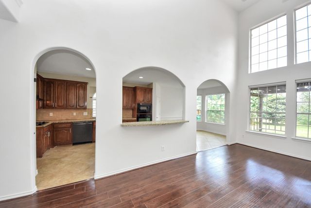 5719 Indigo Trails Drive, Richmond, TX 77469