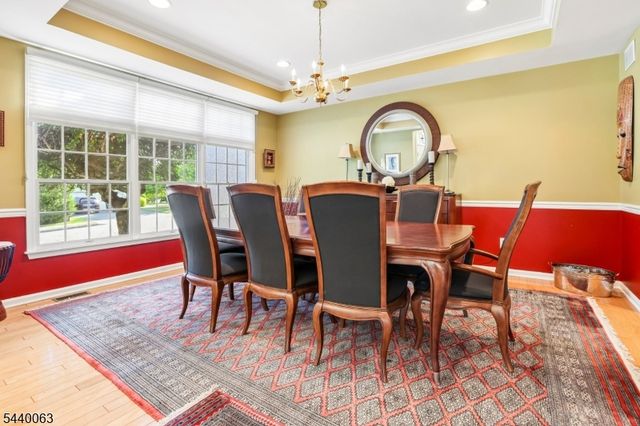 17 Coggins Ln, West Orange Twp., NJ 07052