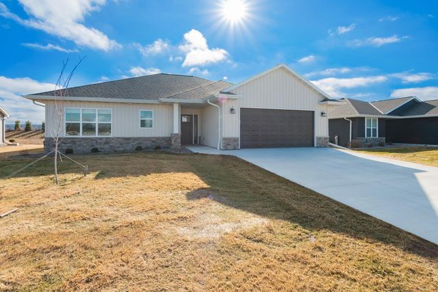 2513 TIPPERARY TRAIL, De Pere, WI 54115