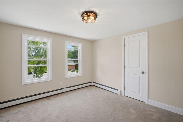 4 Wilson St, Wilbraham, MA 01095