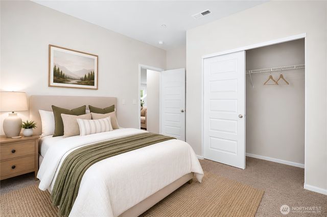 1198 Panoramic Loop, Bremerton, WA 98312