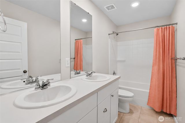 1198 Panoramic Loop, Bremerton, WA 98312