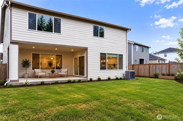 1198 Panoramic Loop, Bremerton, WA 98312