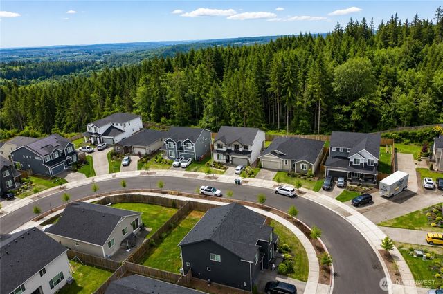 1198 Panoramic Loop, Bremerton, WA 98312