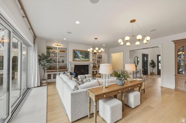 378 N CLEGG CANYON DR, Mapleton, UT 84664
