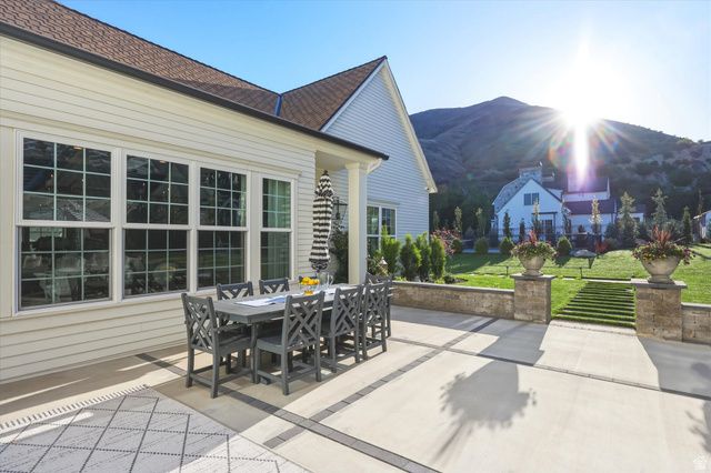 378 N CLEGG CANYON DR, Mapleton, UT 84664