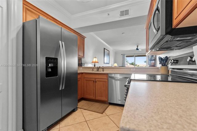 8470 Kingbird Loop 1025, Estero, FL 33967