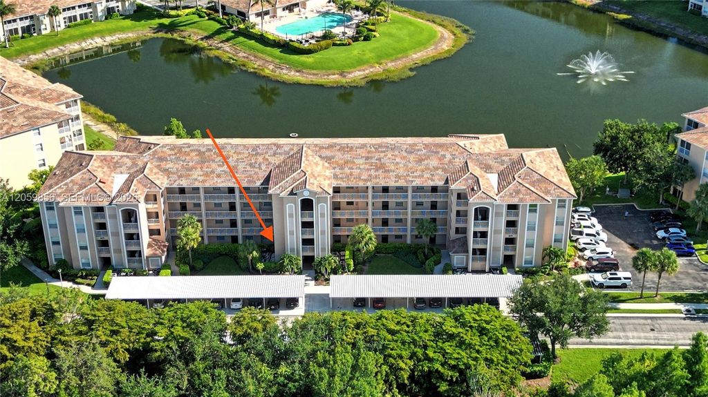 8470 Kingbird Loop 1025, Estero, FL 33967