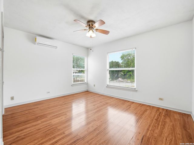 1311 W ROSEWOOD AVE, San Antonio, TX 78201