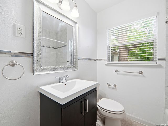 1311 W ROSEWOOD AVE, San Antonio, TX 78201