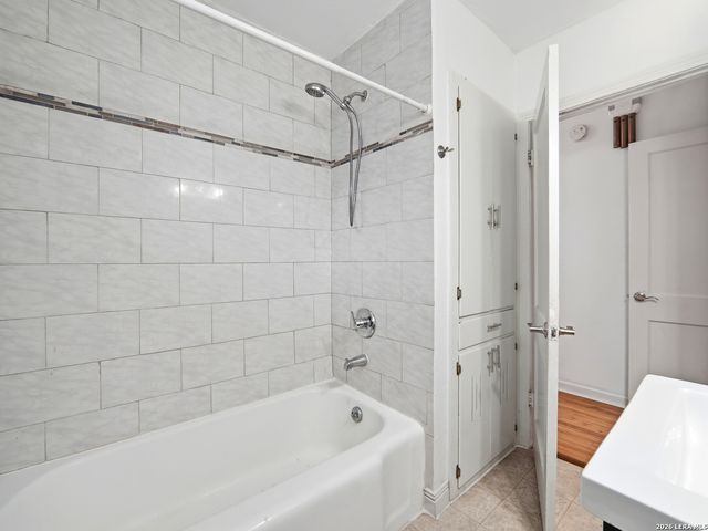 1311 W ROSEWOOD AVE, San Antonio, TX 78201