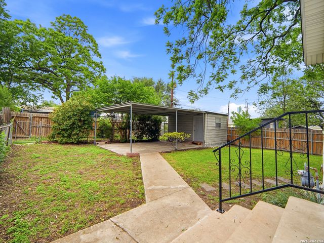 1311 W ROSEWOOD AVE, San Antonio, TX 78201