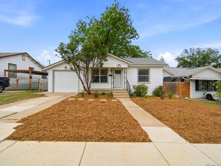 1311 W ROSEWOOD AVE, San Antonio, TX 78201