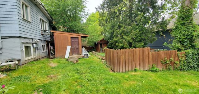 3004 E Yesler Way, Seattle, WA 98122