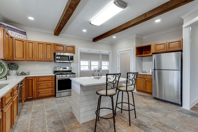 2000 Fredonia Road, Dunlap, TN 37327