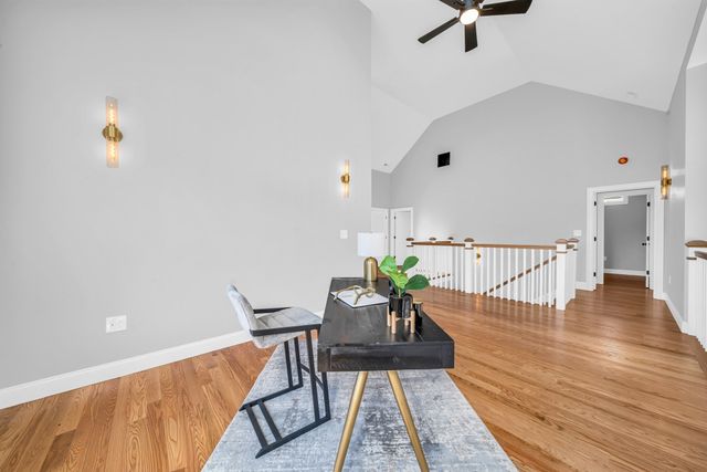 11 Adams Ln 11, Sherborn, MA 01770