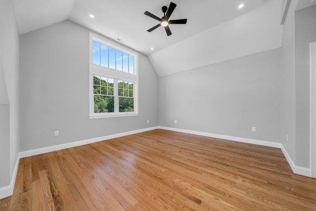 11 Adams Ln 11, Sherborn, MA 01770